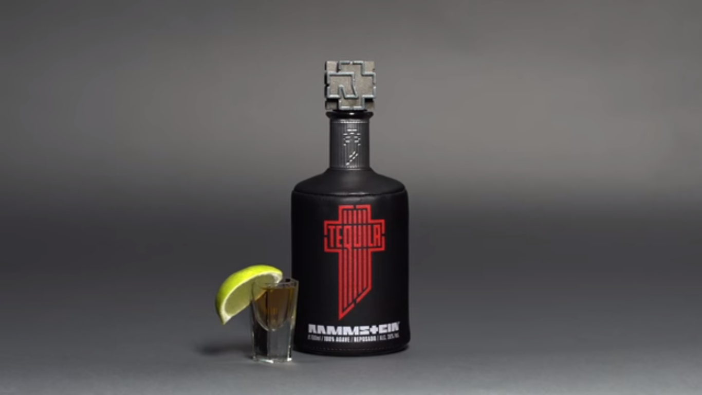 ¡Ajúa! Rammstein lanza su Tequila