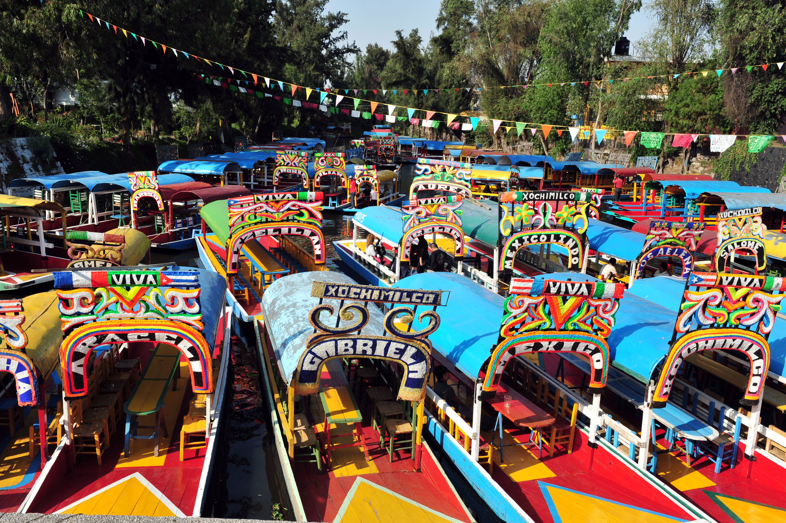 La fiesta mexicana comienza en Xochimilco