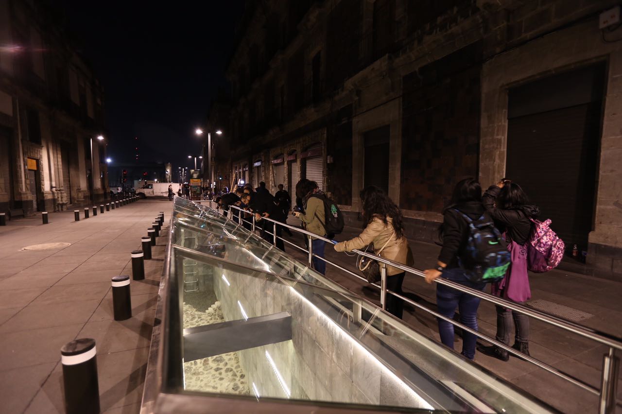 Abren puente peatonal que cruza el Templo Mayor