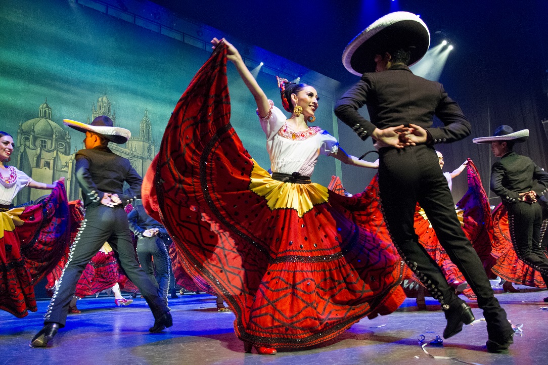 Centenario de Amalia Hernández en Bellas Artes