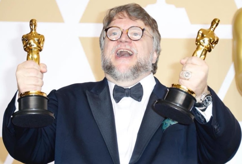 Guillermo del Toro dedica su Oscar a cada persona joven que quiere hacer cine