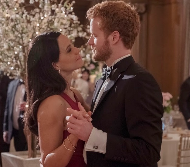 Estrenan película sobre la boda del año, Harry y Meghan: Un amor real