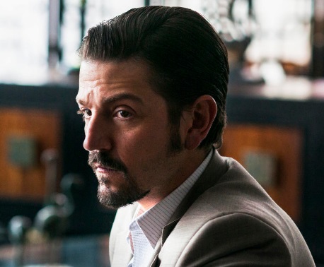 Así lucirá Diego Luna en la serie Narcos: México, que se estrenará en 2018