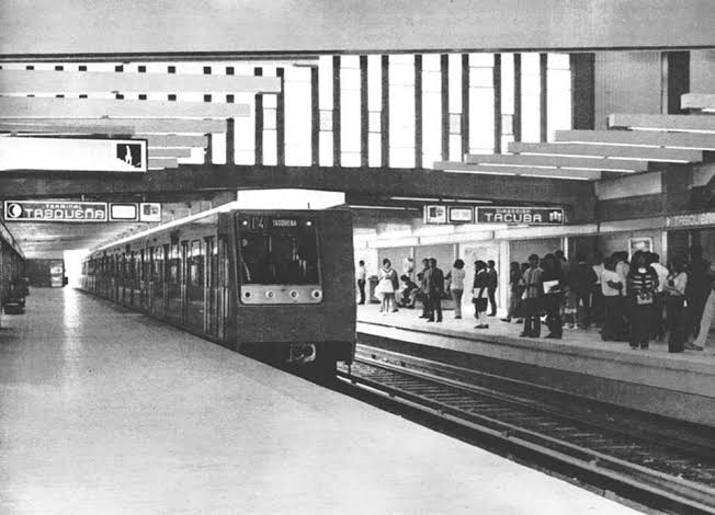 Bellas Artes celebra los 50 años del Metro con exposición fotográfica