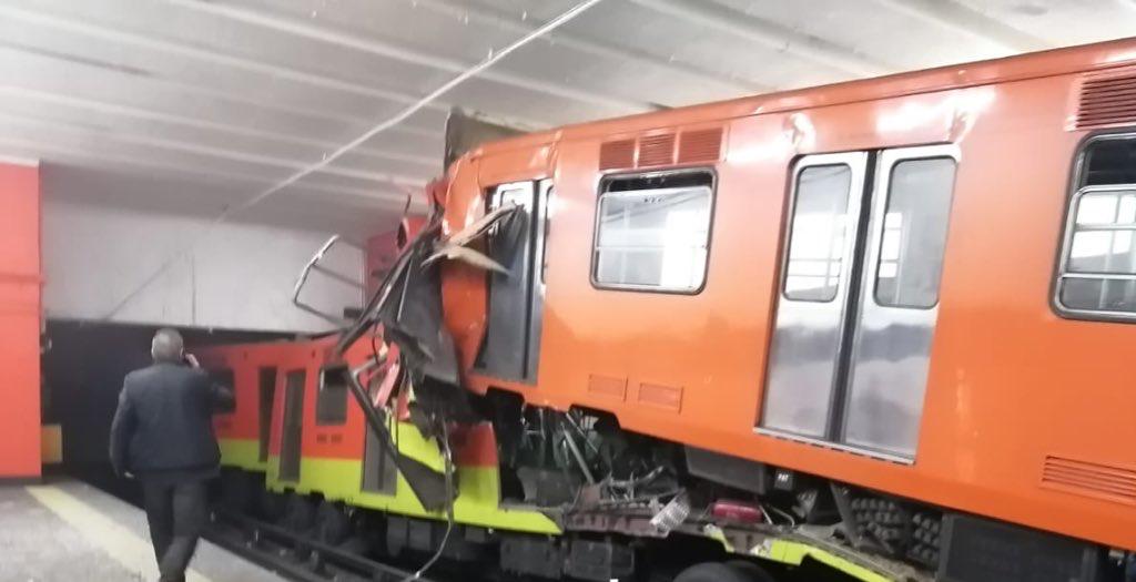 Chocan trenes en Metro Tacubaya; hay un muerto y 41 heridos