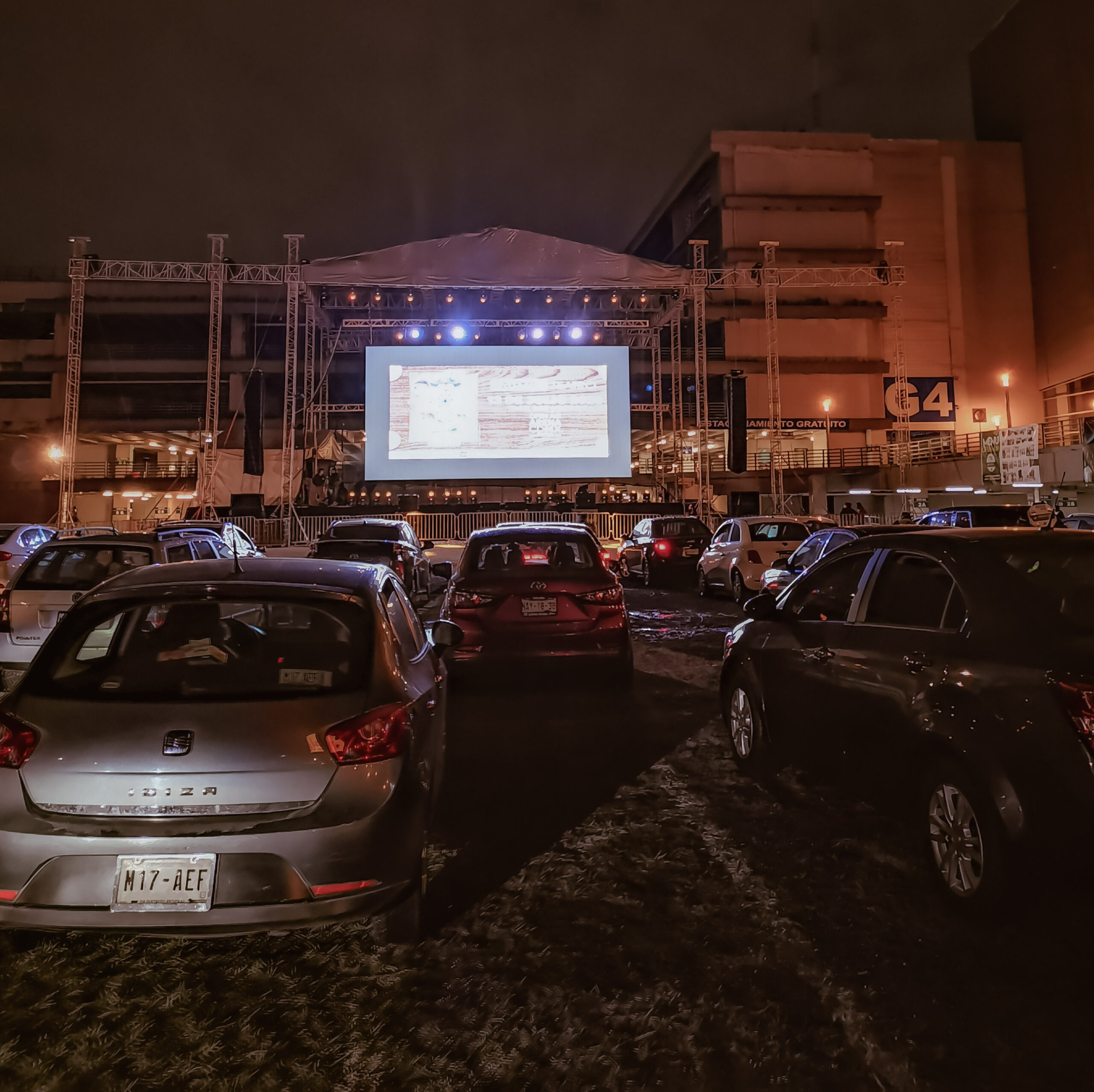 Nueva Normalidad: así abrió el autocinema Open Air en la Arena Ciudad de México