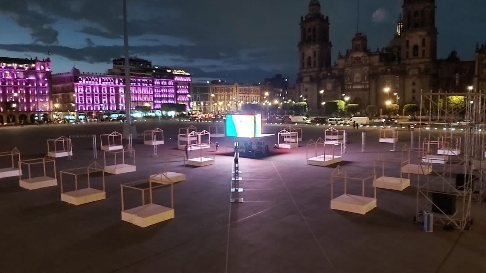 Recuerda a tus seres queridos en la Gran Ofrenda del Zócalo