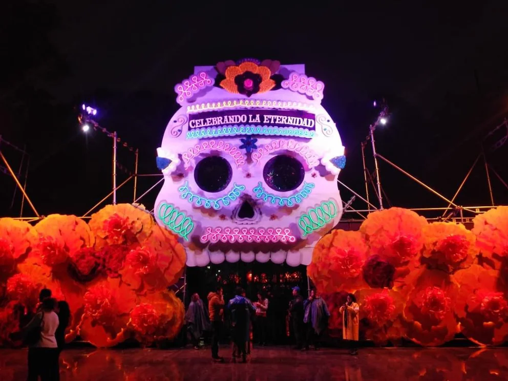 Vuelve el recorrido de Día de Muertos en Chapultepec