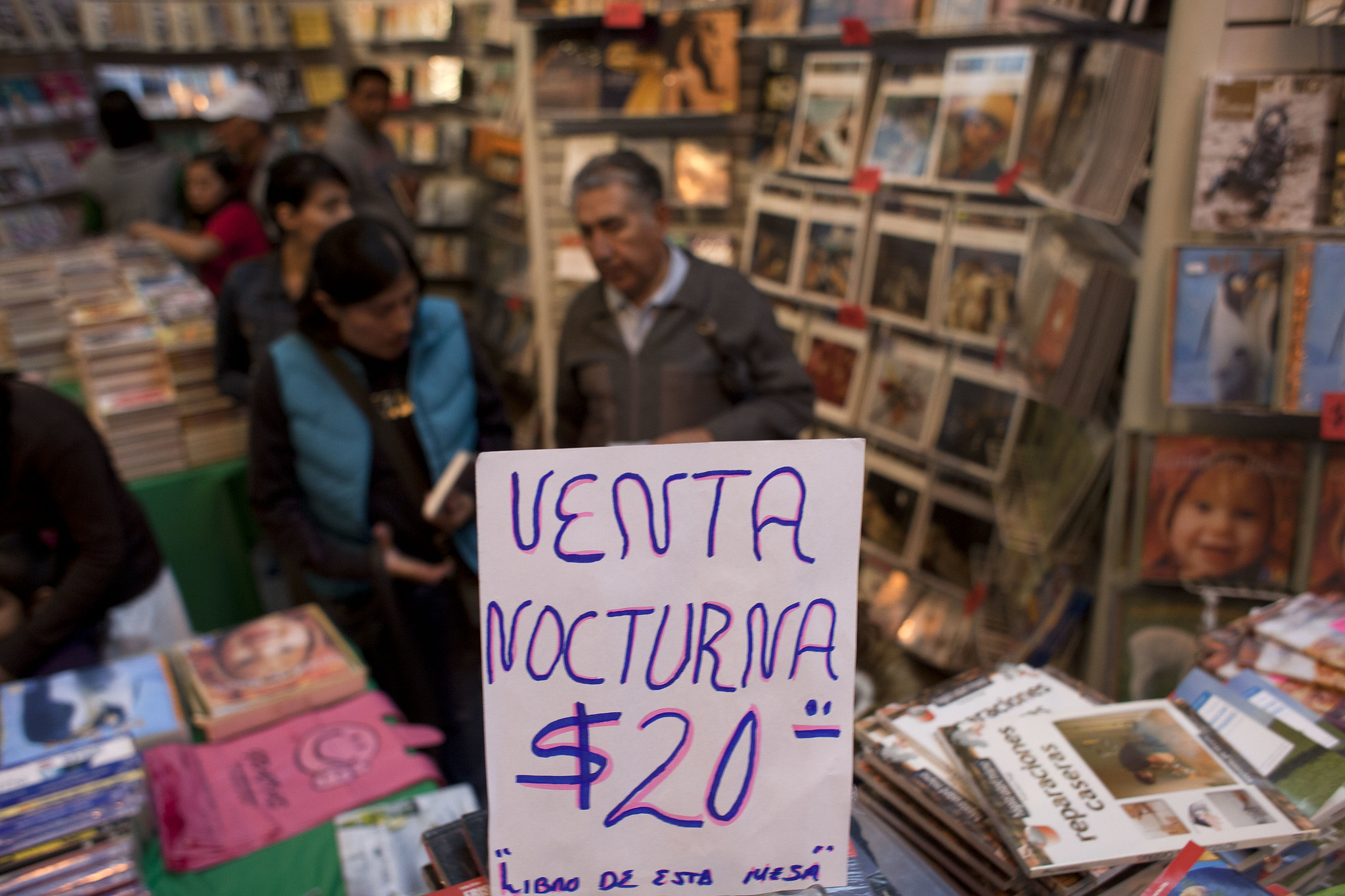 No te pierdas la ‘venta nocturna’ de la FIL del Zócalo