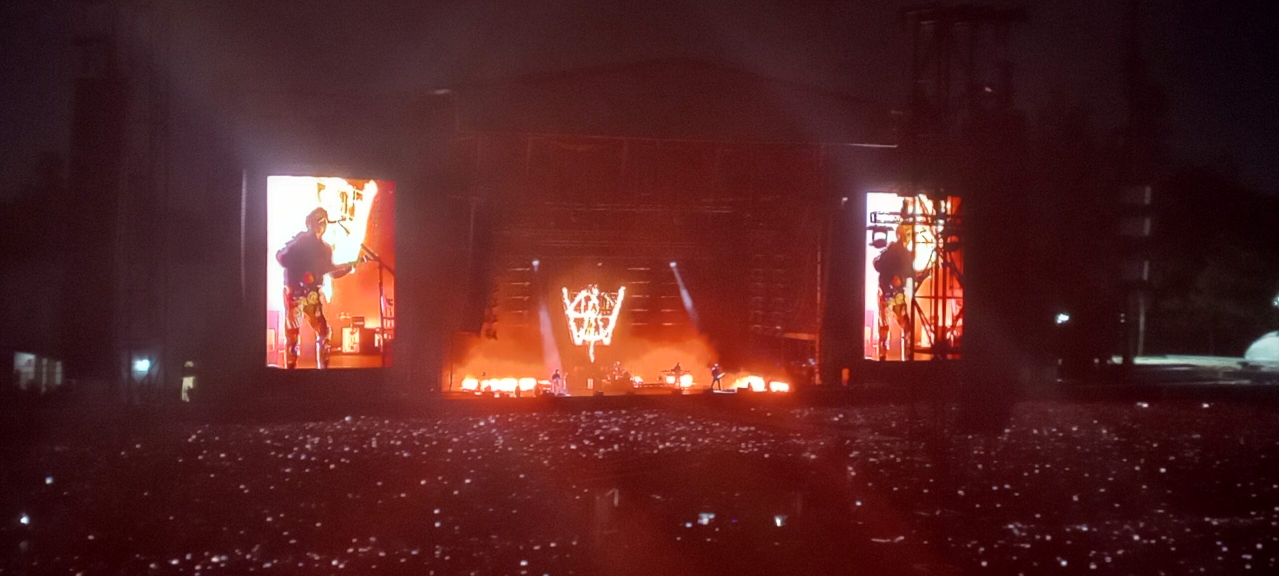 Muse reúne 65 mil almas en el Foro Sol