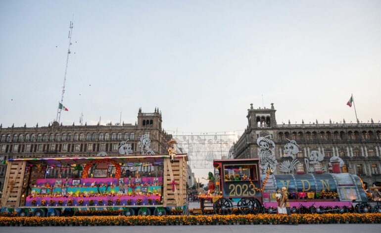 Pancho Villa protagoniza la Ofrenda del Zócalo