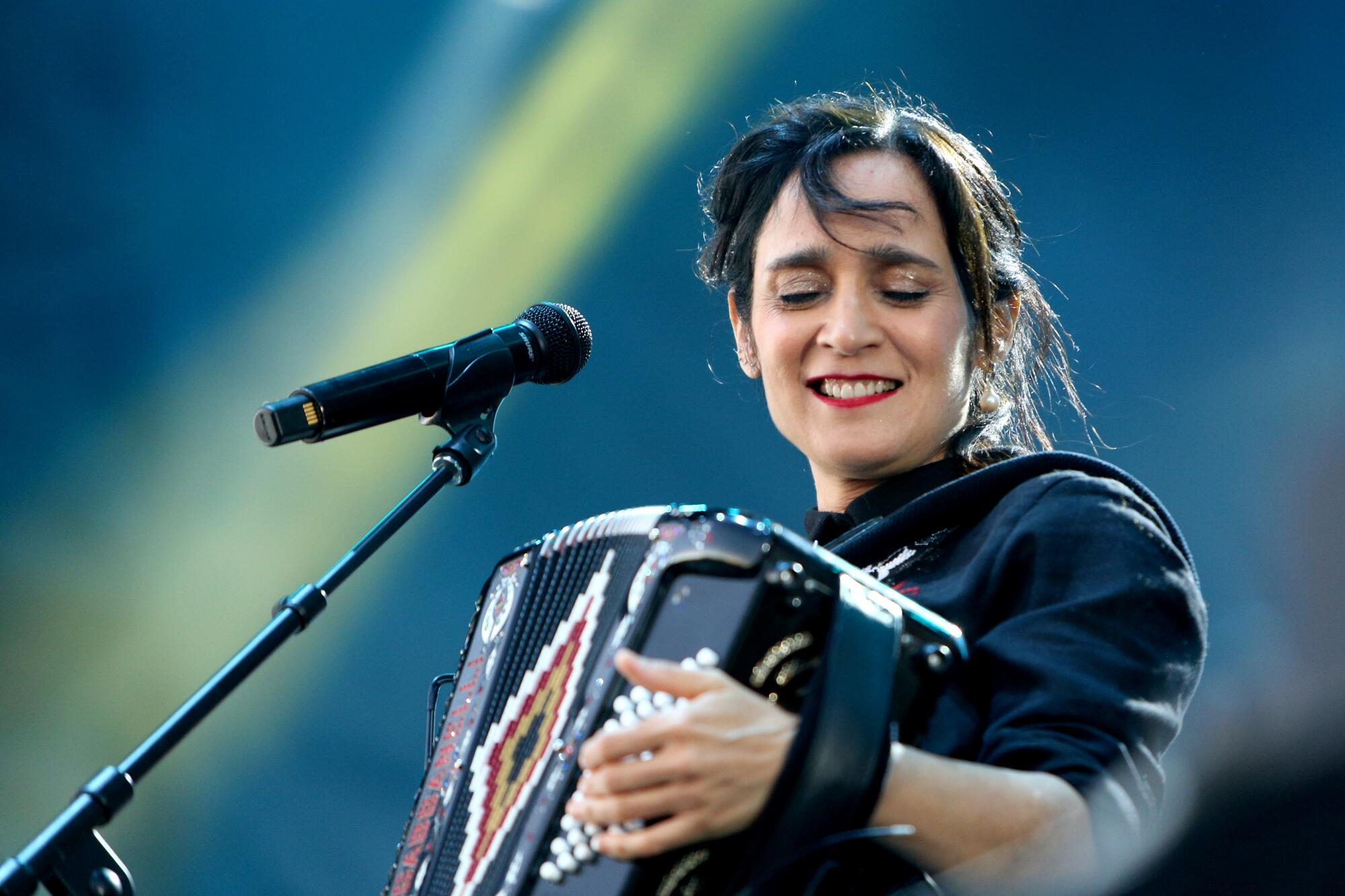 Julieta Venegas dará concierto gratuito en el Zócalo