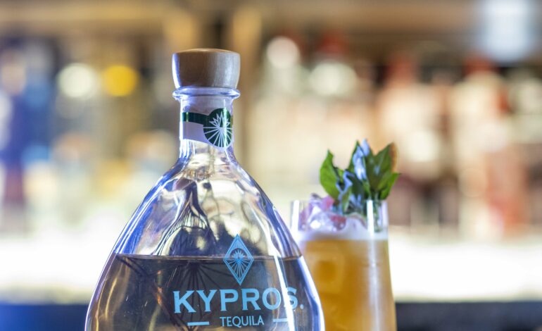 Tres cócteles para refrescarte en verano con tequila Kypros